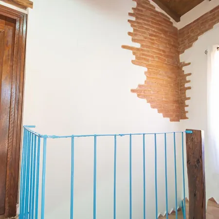 Sinis Domus לינה וארוחת בוקר *