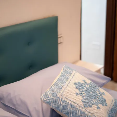 Sinis Domus סיניסקולה